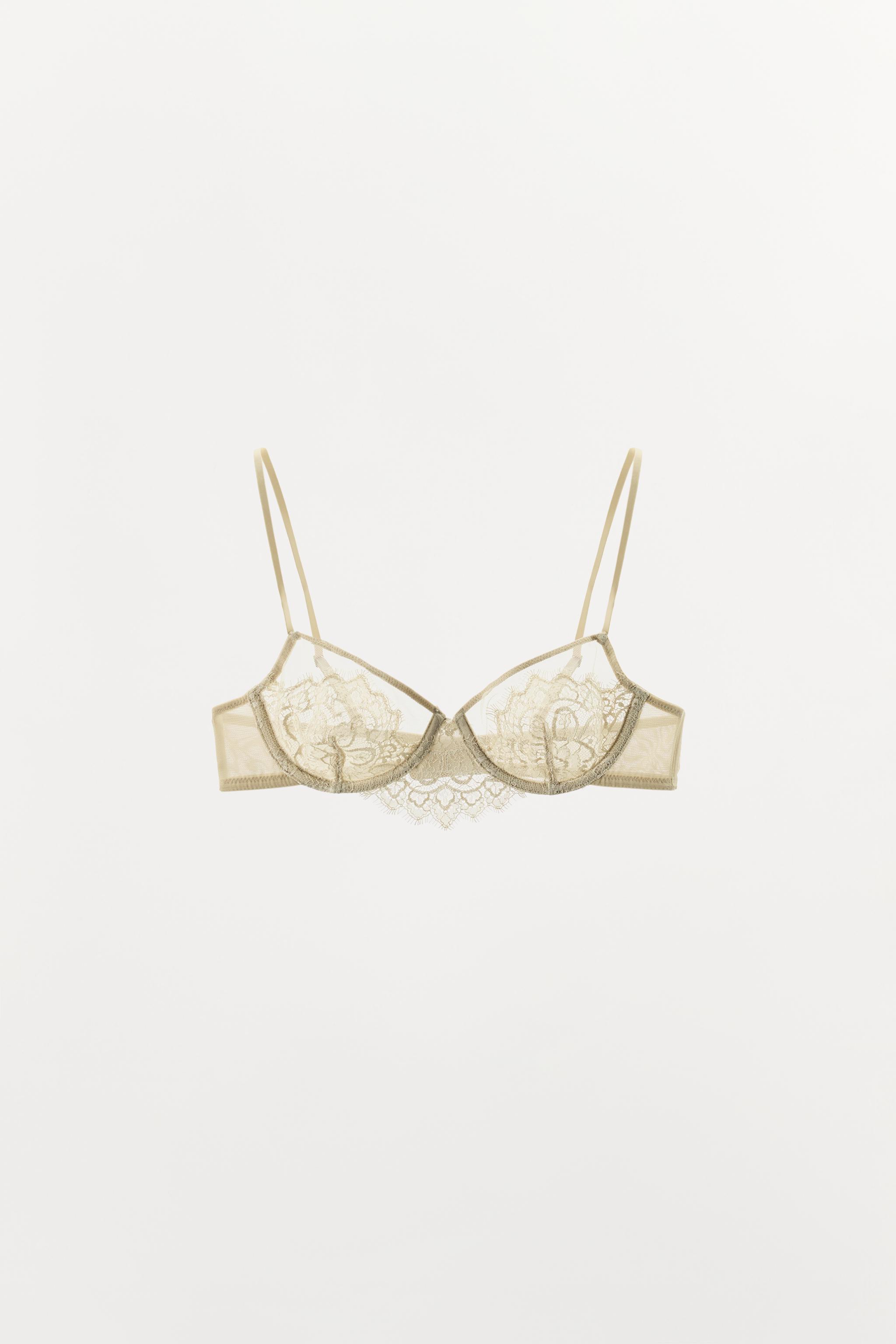 BRALETTE À ARMARTURES EN DENTELLE